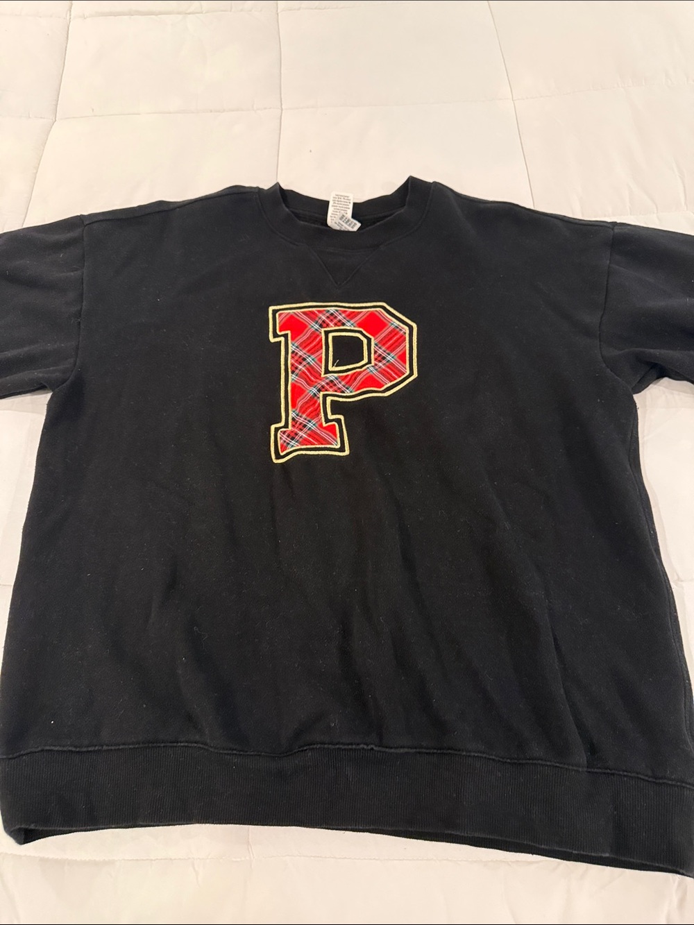 pink plaid P sweatshirt sz M
